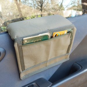 Armrest with zipped Pocket