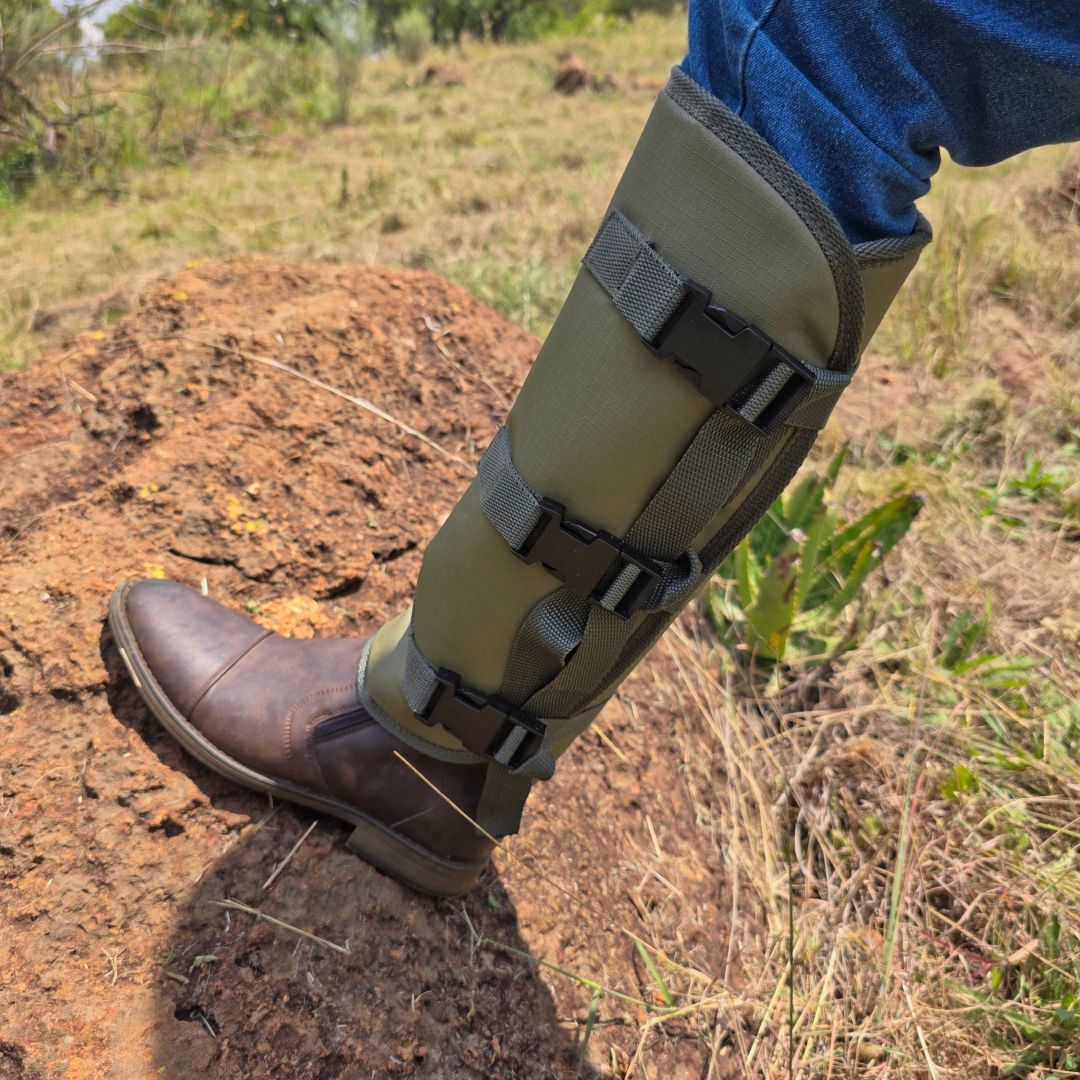Gaiters & Armored Snake Gaiters